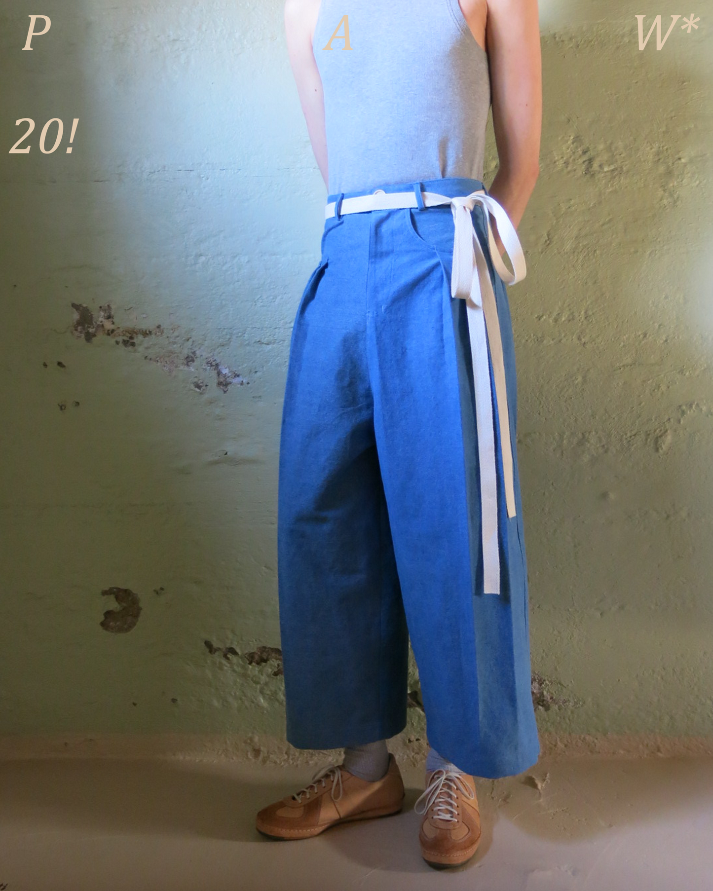 PAW*20 - Cropped Beach Denim