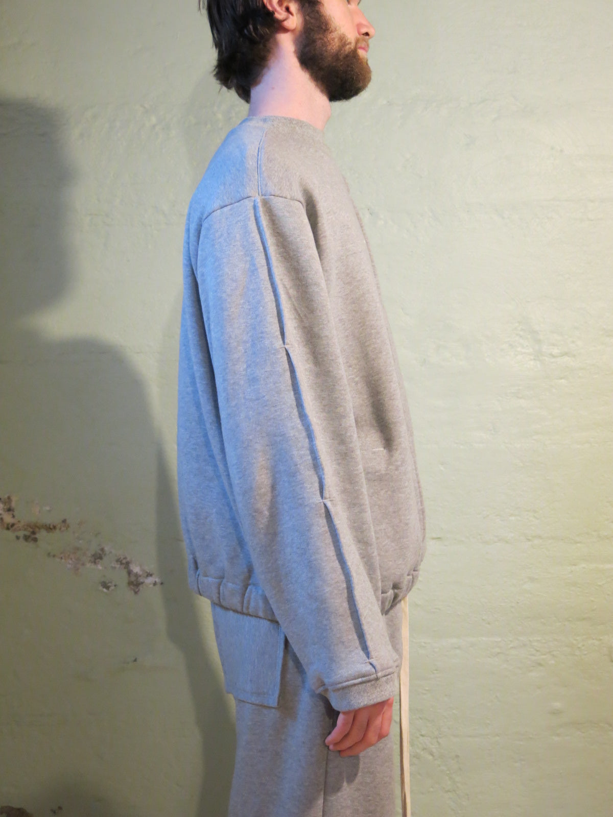 Skew Sweatshirt in grey